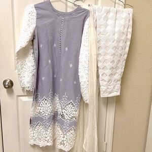 Vintage Pakistani Indian designer shalwar kameez in pearl grey color ##479